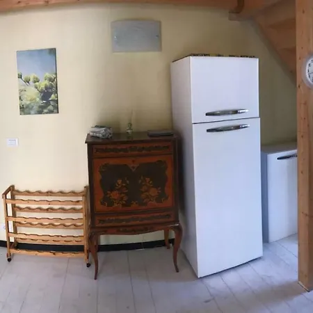 Casa Indipendente Con Terrazzo A *